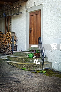 一個家庭主婦欠了幾萬網(wǎng)貸怎么辦-一個家庭主婦欠了幾萬網(wǎng)貸怎么辦呢