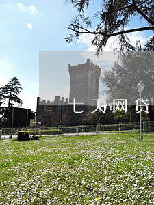 七天网贷欠了几十个(网贷欠款7万)