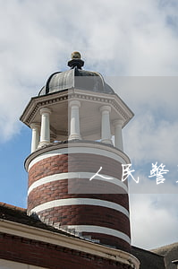 人民警察離婚需要什么條件(警察可以離婚嗎)