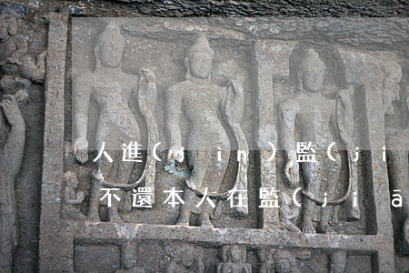 人進(jìn)監(jiān)獄了信用卡不還(本人在監(jiān)獄信用卡到期怎么辦)