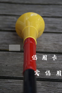 信用卡多錢算逾期 法律有沒有規(guī)定信用卡逾期收費(fèi)多少