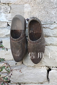 信用卡有過(guò)逾期還能貸款嗎(銀行貸款逾期了信用卡還能用嗎)