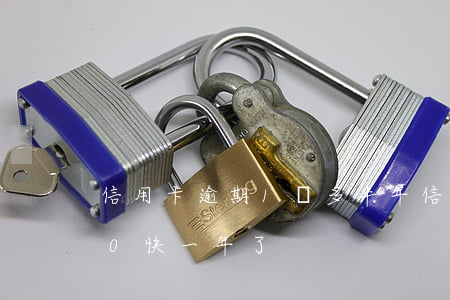 信用卡逾期1萬多半年(信用卡逾期10000 快一年了)