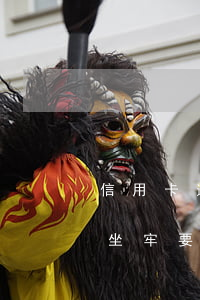 信用卡逾期5萬坐牢多久(信用卡逾期六萬多坐牢要坐多久)
