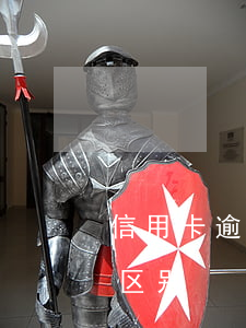 信用卡逾期与违约金 信用卡逾期与违约金的区别