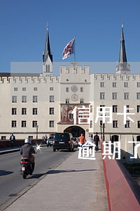 信用卡逾期可以去協(xié)商還款嗎(快逾期了欠信用卡還不起跟銀行能有協(xié)商的可能性嗎)