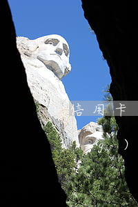 信用卡逾期后各種催款短信(怎么樣應(yīng)對(duì)信用卡逾期催收電話?)