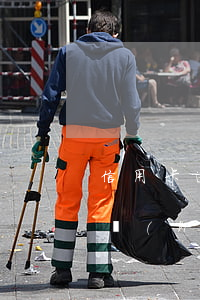 信用卡逾期沒有違約金了(信用卡逾期多久不會(huì)收取違約金)
