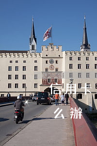 信用卡逾期沒還可以補卡(信用卡逾期未還怎么辦?)