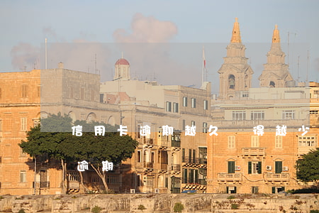 信用卡逾期越久還得越少(信用卡少還了錢算逾期嗎)