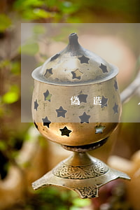 偽造別人的名章犯法嗎(偽造假章的法律后果)