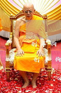 刑事拘留请律师第一阶段会见需要多少费用(刑事拘留请律师第一阶段会见需要多少费用)
