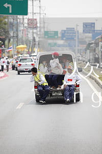 別人欠我五千塊錢(qián)不還請(qǐng)一個(gè)律師多少錢(qián)(欠5000元請(qǐng)律師多少錢(qián))