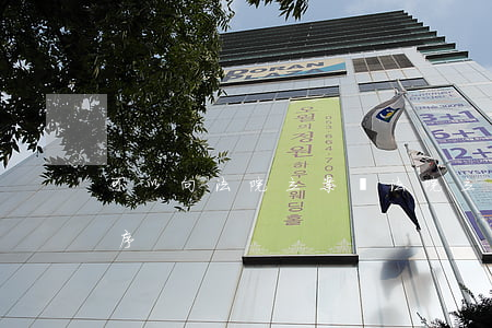 可以向法院立案嗎(法院立案以后還有哪些程序)