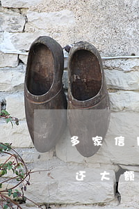 多家信用卡逾期还款顺序(多张信用卡逾期先还大额还是小额)