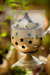 多張信用卡逾期會(huì)并案處理嗎（多張信用卡逾期）