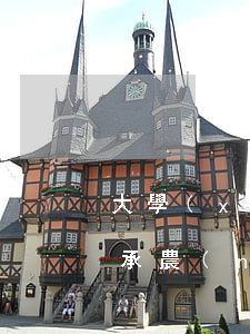 大學(xué)生集體戶(hù)口可以繼承農(nóng)村土地嗎(居民戶(hù)口可以繼承農(nóng)村宅基地嗎)