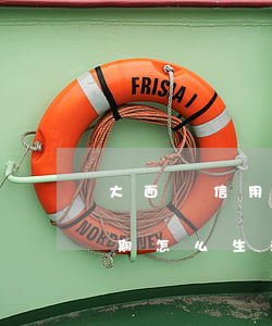 大面積信用卡逾期怎么生活(大面積信用卡逾期怎么生活)