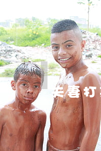 夫妻打架離婚