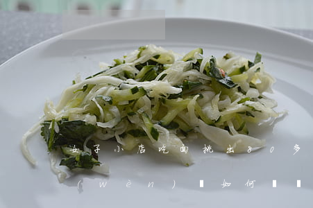女子小店吃面挑出80多只螞蟻（食品安全問(wèn)題如何維權(quán)）