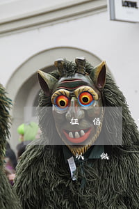 征信嚴重逾期能做擔保人嗎（信用卡逾期還可以做擔保人嗎）