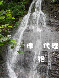 律師代理勞動(dòng)仲裁開庭要穿律師袍嗎(勞動(dòng)仲裁有代理律師還需要本人去嗎)