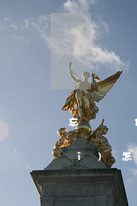 忘記還信用卡逾期一個(gè)月會(huì)怎么辦（信用卡逾期一年怎么漂白）
