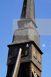 房開逾期交房違約起訴(交房違約怎么起訴)