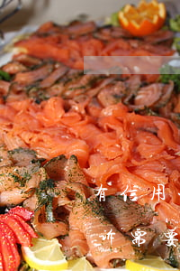 有信用卡逾期坐牢的案例吗（信用卡逾期被上诉需要坐牢吗）