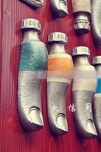 欠信用卡属于什么性质(欠信用卡属于犯罪吗)