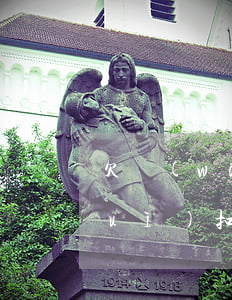 欠網(wǎng)貸會(huì)不會(huì)扣新銀行卡的錢(欠網(wǎng)貸別的銀行卡有錢會(huì)不會(huì)也直接被扣掉)