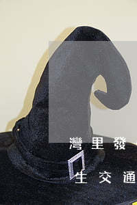 灣里發(fā)生交通事故(灣里發(fā)生交通事故)