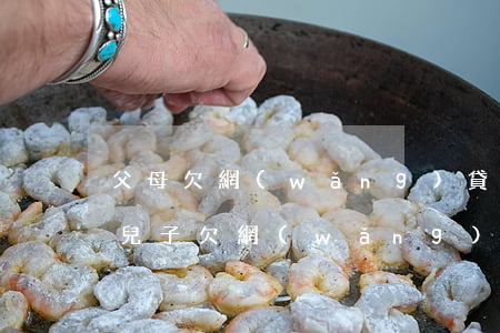 父母欠網(wǎng)貸還不上整天被騷擾(兒子欠網(wǎng)貸怎么避免騷擾父母)