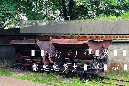 請個(gè)律師做遺產(chǎn)公證需要要多少錢(律師公證遺囑多少錢)