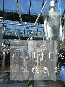 請律師起訴離婚要多少錢(找律師起訴離婚一般要多少錢)