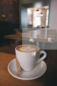 起訴欠錢(qián)的用請(qǐng)律師嗎(欠款起訴用請(qǐng)律師嗎)