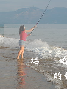 起訴離婚找律師要多少錢(qián)(離婚訴訟的律師費(fèi)一般多少錢(qián))