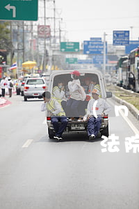農(nóng)村承包地糾紛可以直接訴訟嗎(法院可執(zhí)行農(nóng)民的承包地嗎)