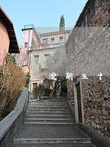 逾期五十萬(欠信用卡五十萬逾期了)