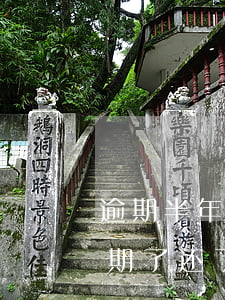 逾期半年的信用卡还完钱还能用吗（信用卡逾期了还了还可以取钱吗）