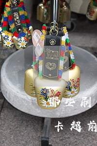那些刷信用卡超前購(gòu)物的人（信用卡超前消費(fèi)還不起正常嗎）