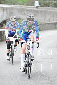 離婚哥哥結(jié)婚要給趕禮嗎(哥哥結(jié)婚弟弟要隨禮嗎)