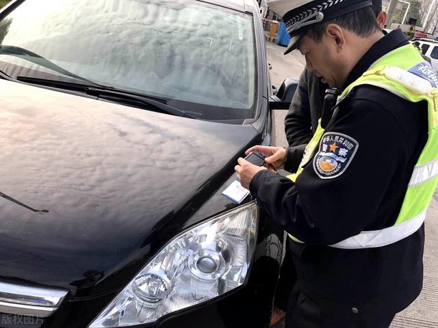 交通肇事致人死亡配偶抚养费(男子车祸身亡时妻子怀有身孕，能否向肇事者索要孩子抚养费？)