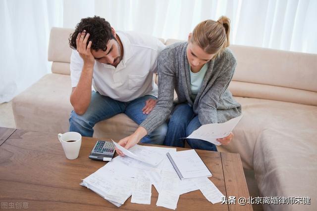 起诉离婚后贷款也是夫妻共同承担吗(该离婚案中的抵押贷款应该由谁承担？)