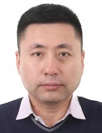 犯罪嫌疑人身份证号码(看到这两张脸，赶快报警)