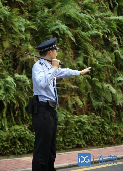新便衣警察(莞邑卫士｜“辣手神探”刘文彬：新时期的便衣警察，公交扒手的克星)