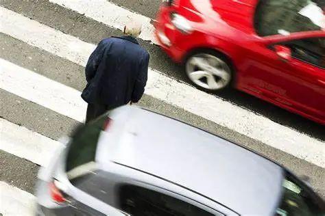 交通肇事担保人责任(交通事故这3种情形，可申请道路救助基金垫付)