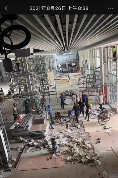 刮腻子工钱(4人9000余元工钱未给，回应：需要时间解决此事)