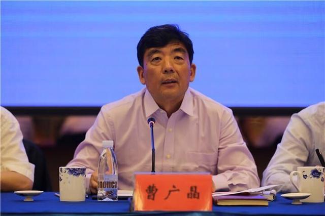 金融案件(一周反腐档案｜副省长落马前一天还在开会，“金融虎”敛财近10亿)
