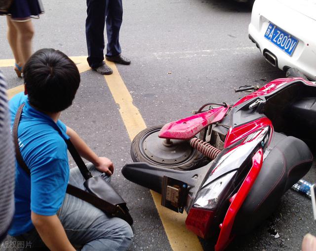 低保户车祸死亡赔偿金(车祸造成伤残后，乐平法院帮助当事人获得72万元赔偿款！)